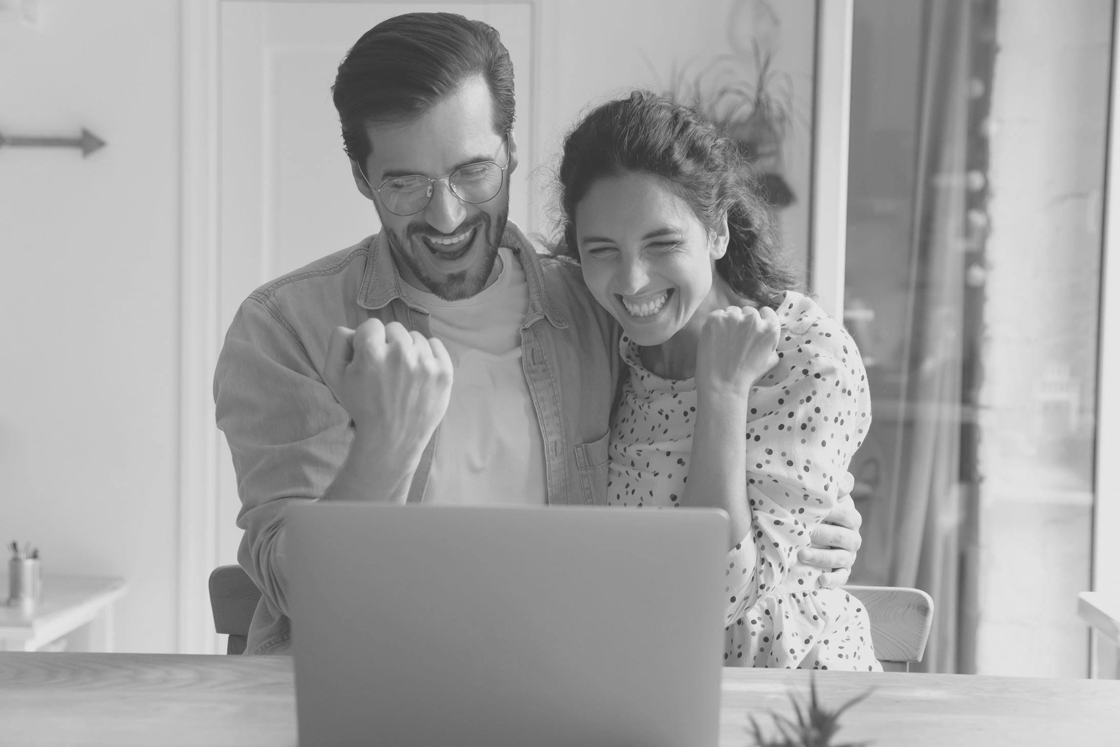 Ранкова практика йоги для початківців у затишній студії